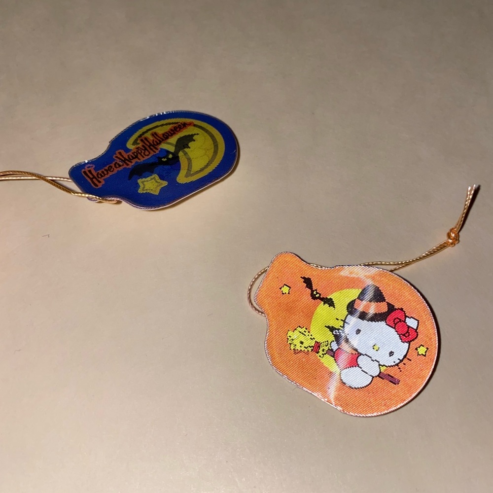 Hello Kitty Halloween Pins